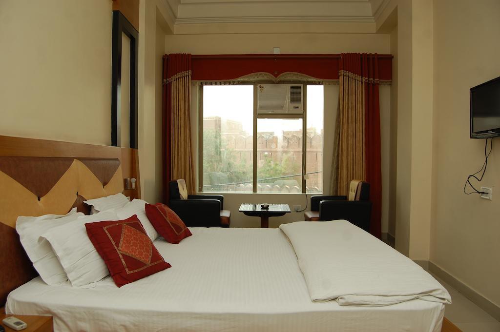 Metro Palace Hotel Bikaner Exterior photo