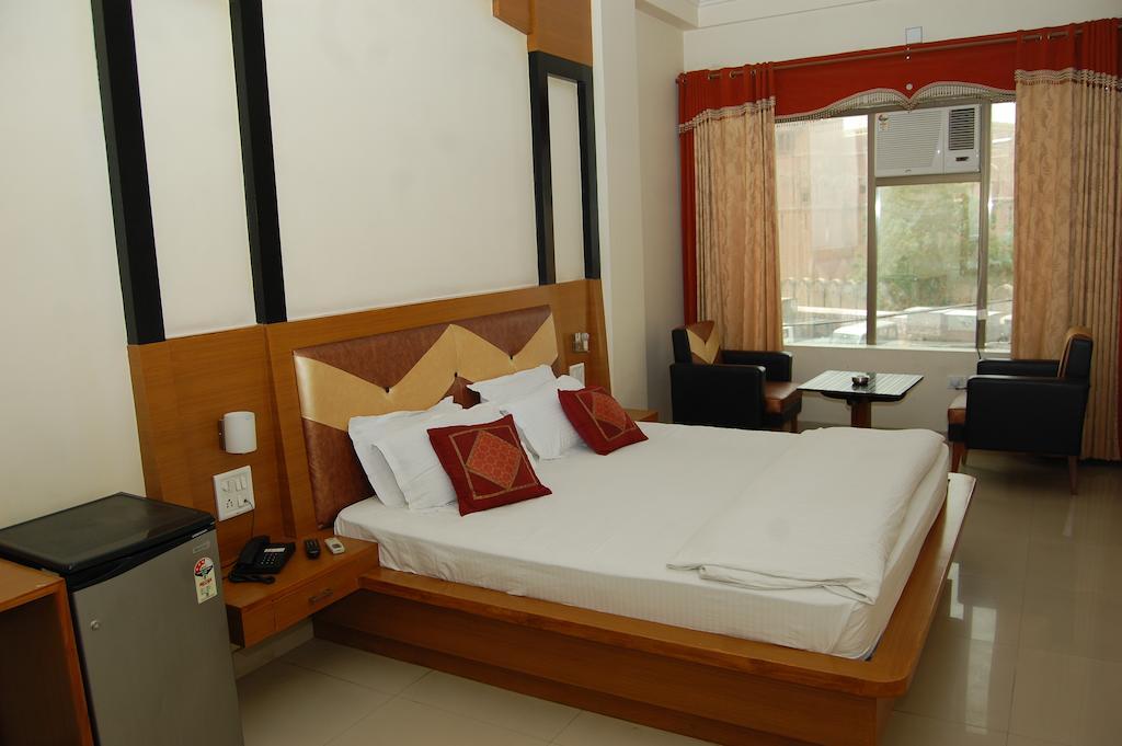 Metro Palace Hotel Bikaner Exterior photo