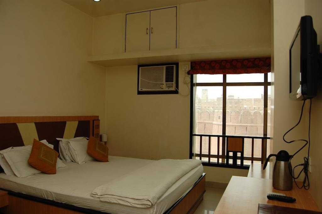 Metro Palace Hotel Bikaner Room photo
